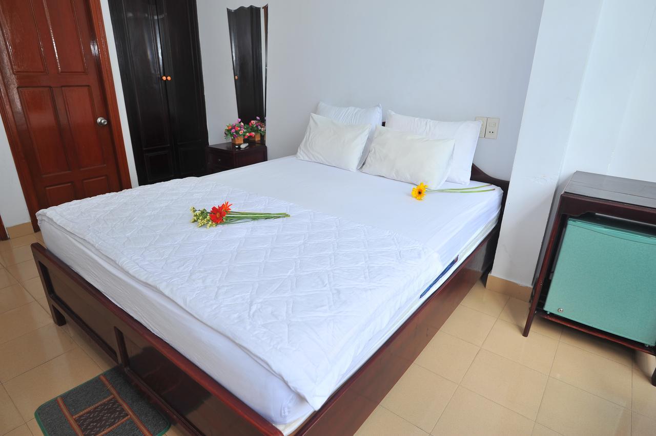 Ngan Pho Hotel Nha Trang Esterno foto